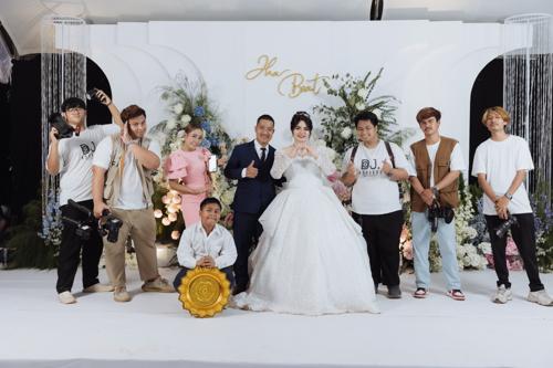 weddingDAY03-03-68-350.jpg